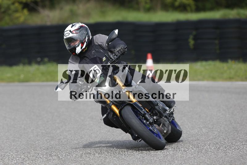 /53 16.09.2025 Track Day Domi Aegerter ADR/Gruppe gruen/75
